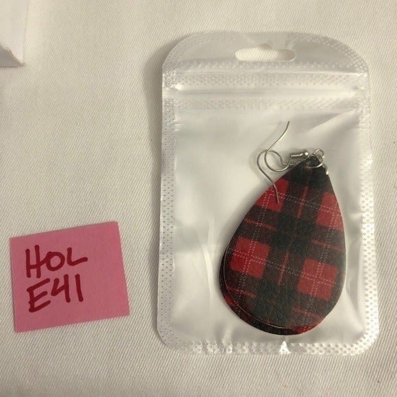 Red & Black Plaid PU Leather Teardrop Pierced Earrings New - Picture 4 of 5
